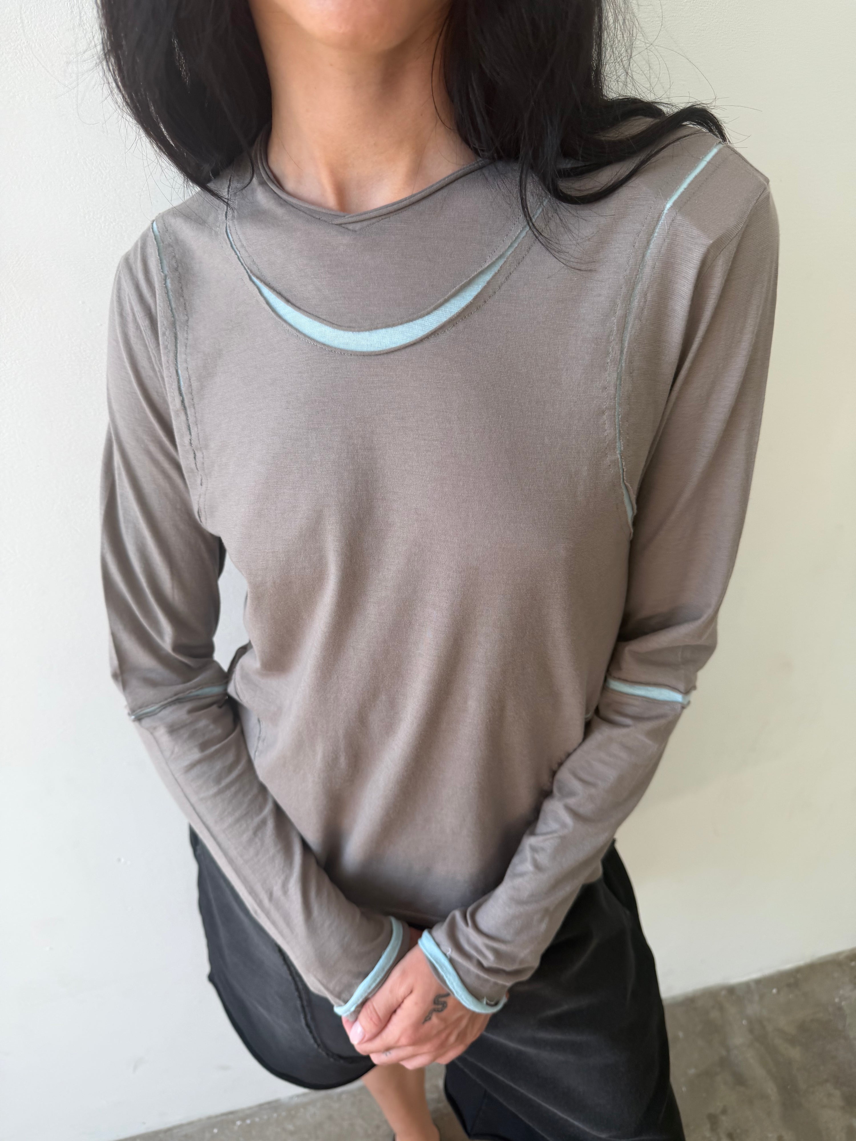 INSERT V LONGSLEEVE