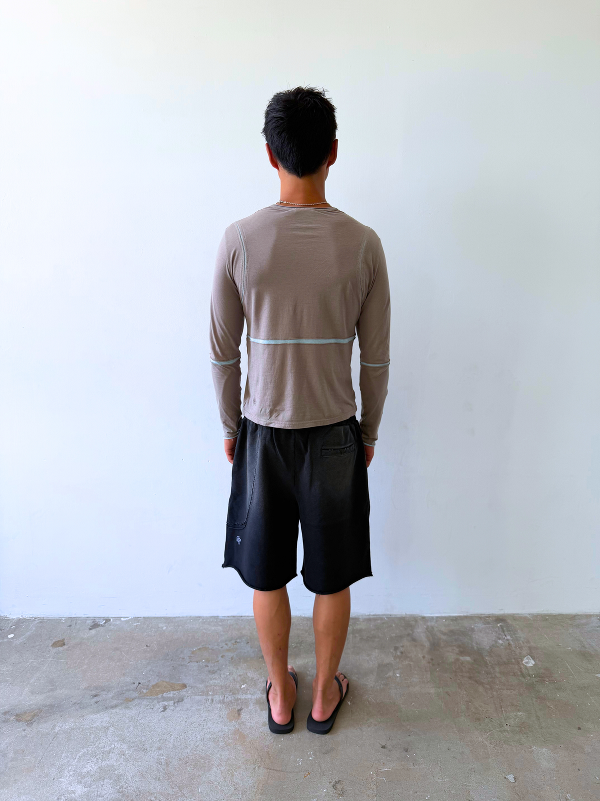 INSERT V LONGSLEEVE